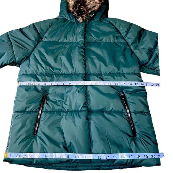 Free Country Women's Alto Cloud Lite Jacket in Green - Picture 11 of 14
